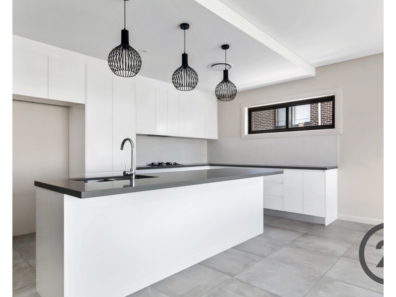 8 Crammond Boulevarde, Caringbah NSW 2229