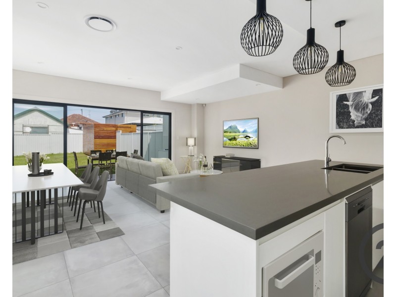 8 Crammond Boulevarde, Caringbah NSW 2229