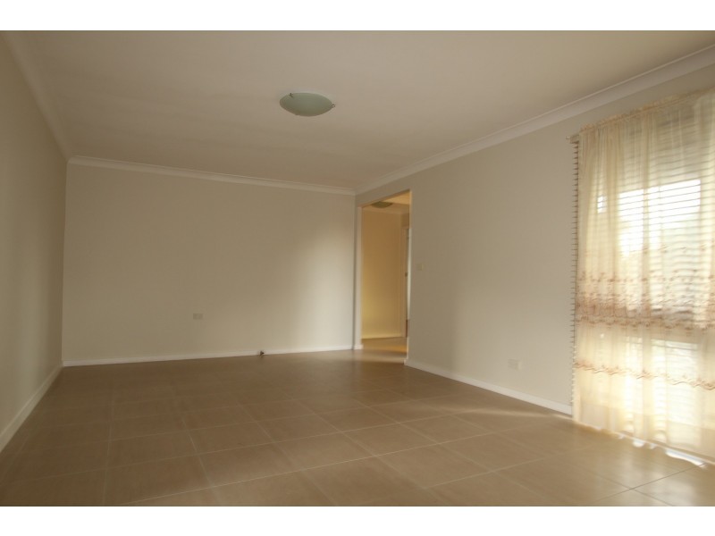 17 Tallawood Avenue, Casula NSW 2170