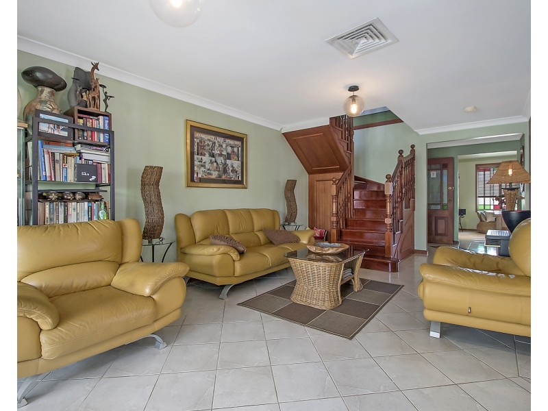 1 Carina Ave, Hinchinbrook NSW 2168