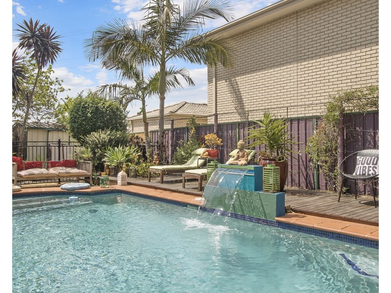 1 Carina Ave, Hinchinbrook NSW 2168