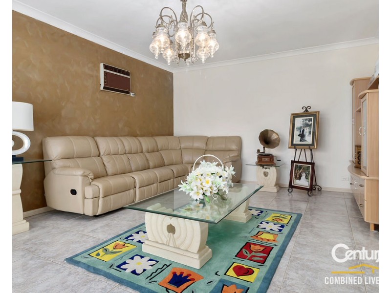 30 Twenty Second Ave, West Hoxton NSW 2171