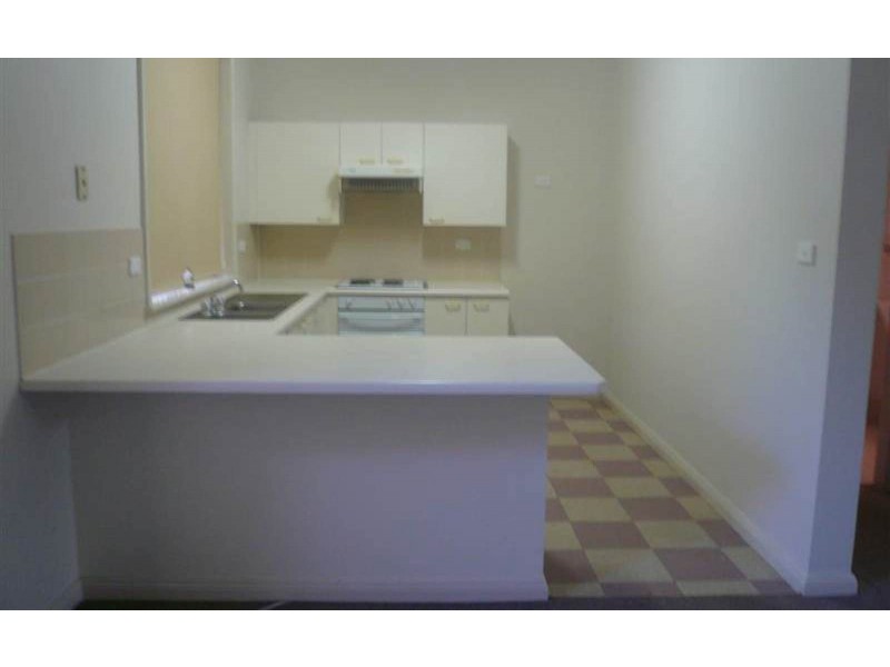 5 Linifolia Mews, Wattle Grove NSW 2173