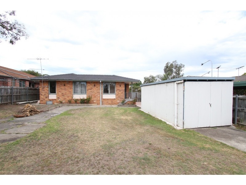 3 Cassia Place, Macquarie Fields NSW 2564