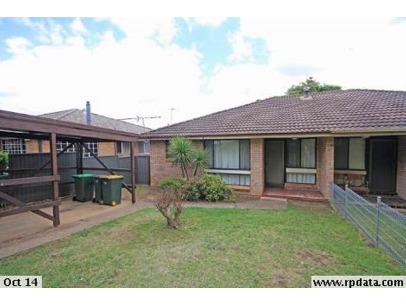 58 Fenton Crescent, Minto NSW 2566