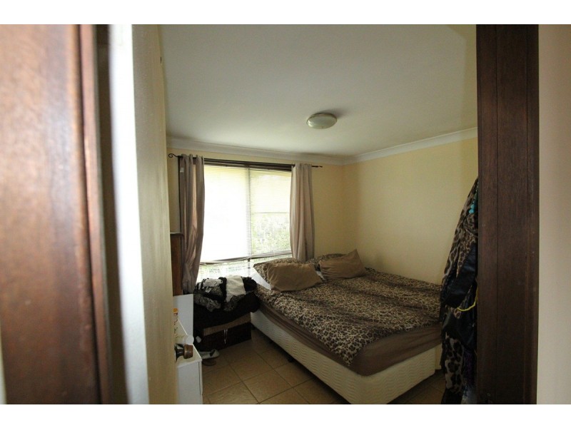 1/4 Mary Street, Macquarie Fields NSW 2564