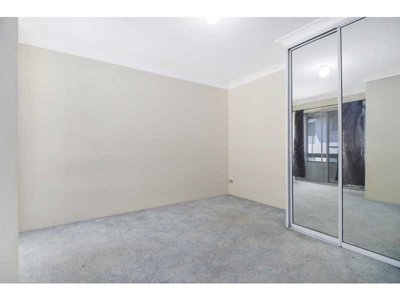 14/1 Drummond Street, Warwick Farm NSW 2170