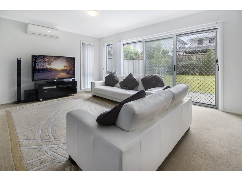 6 Brothers Lane, Glenfield NSW 2167