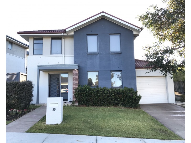 30 Hadlow Avenue, Glenfield NSW 2167
