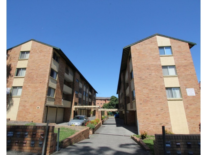 8/28 Charles Street, Liverpool NSW 2170
