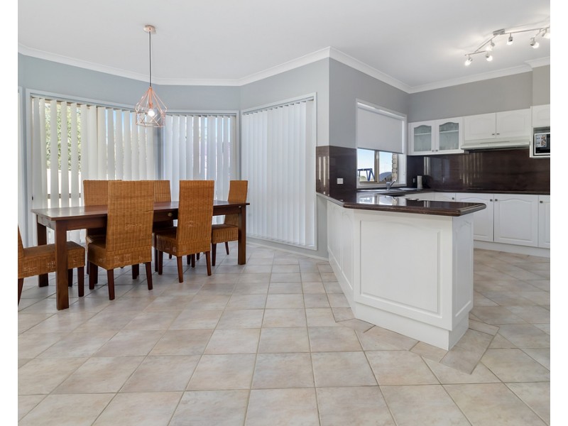 10 Kentia Place, Alfords Point NSW 2234