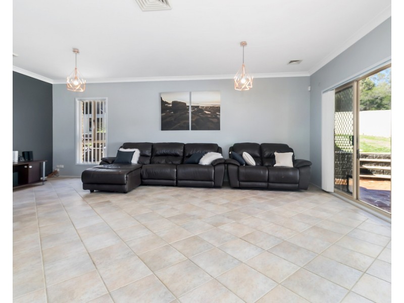 10 Kentia Place, Alfords Point NSW 2234