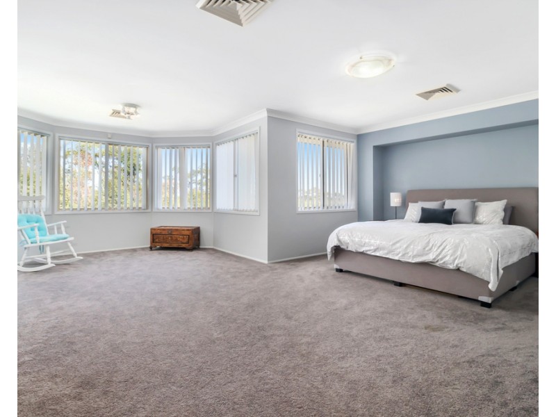 10 Kentia Place, Alfords Point NSW 2234