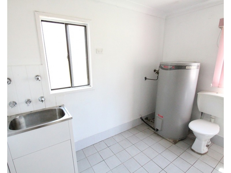 108a Angle Road, Leumeah NSW 2560