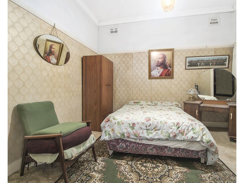 42 Tillett Parade, Lansdowne NSW 2163