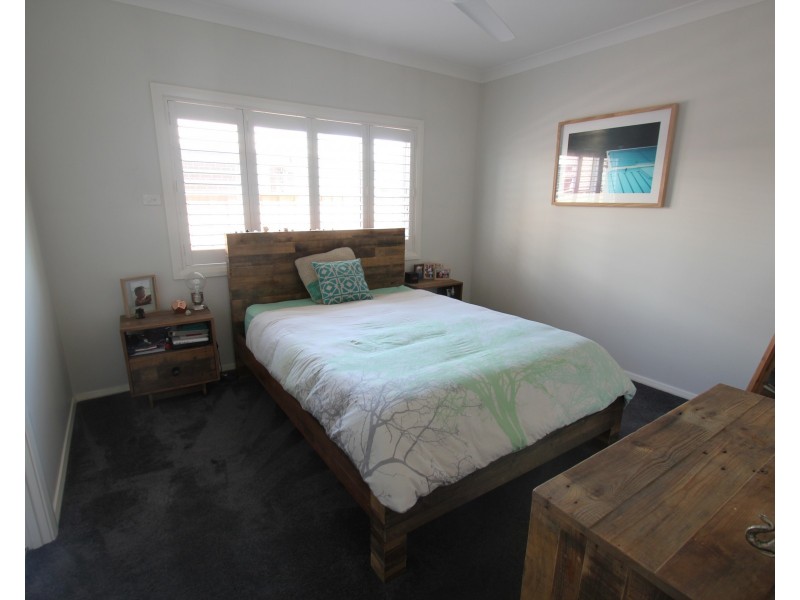 39 Conlon Avenue, Moorebank NSW 2170