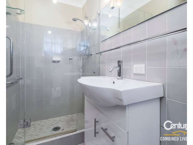 33 Exhibition Parade, Mount Pritchard NSW 2170