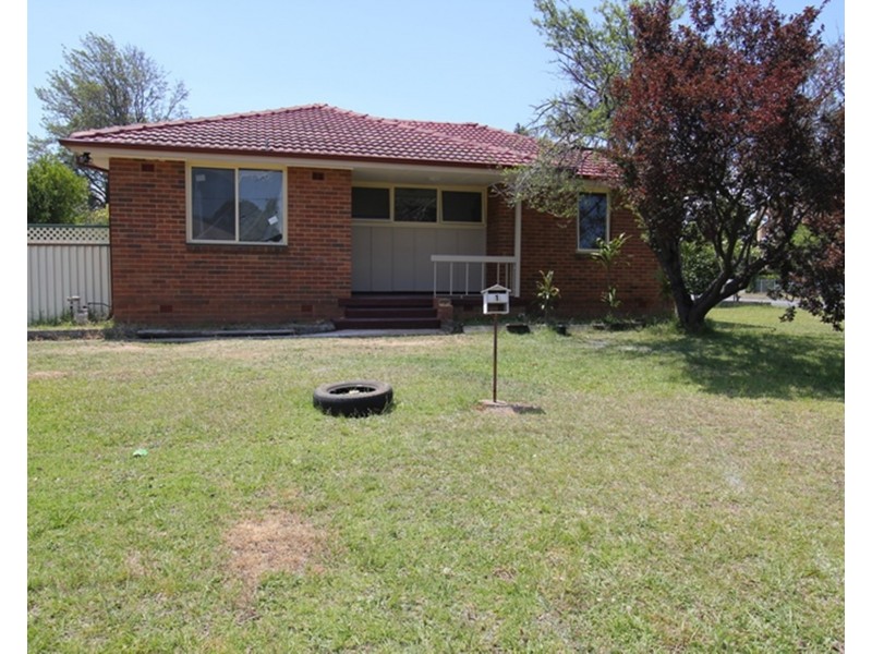 1 Burlinson Street, Warwick Farm NSW 2170
