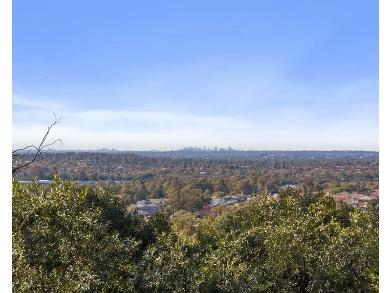 34 Twenty Second Avenue, West Hoxton NSW 2171