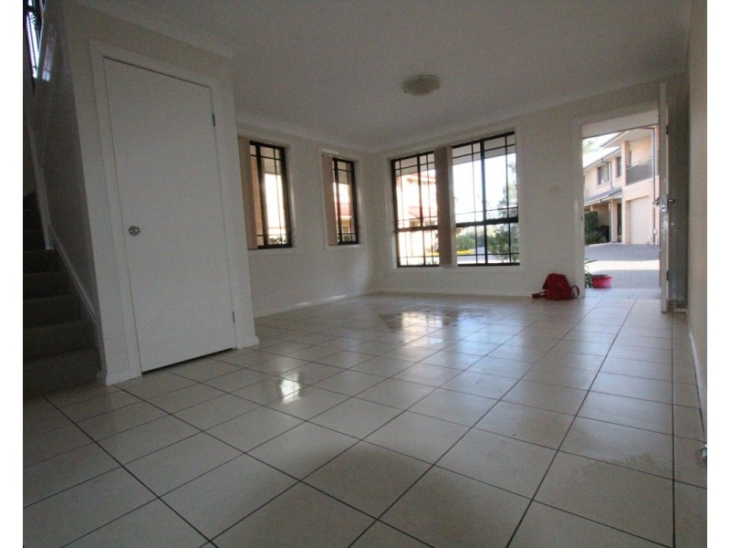 3/10-12 Yerona Street, Prestons NSW 2170