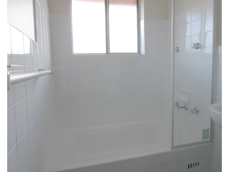 12/3 Hart Street, Warwick Farm NSW 2170