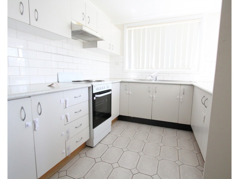 3B Eva Avenue, Hinchinbrook NSW 2168