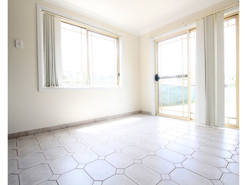 3B Eva Avenue, Hinchinbrook NSW 2168