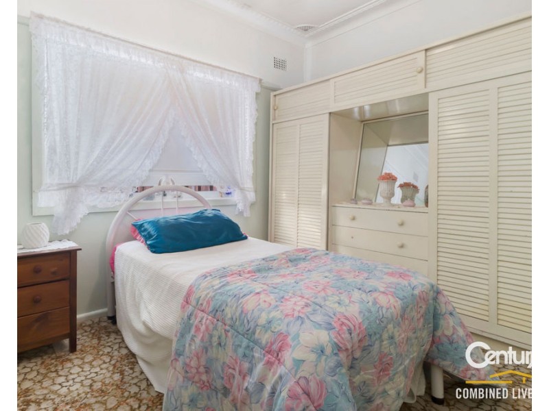 9 Amalfi Street, Lurnea NSW 2170