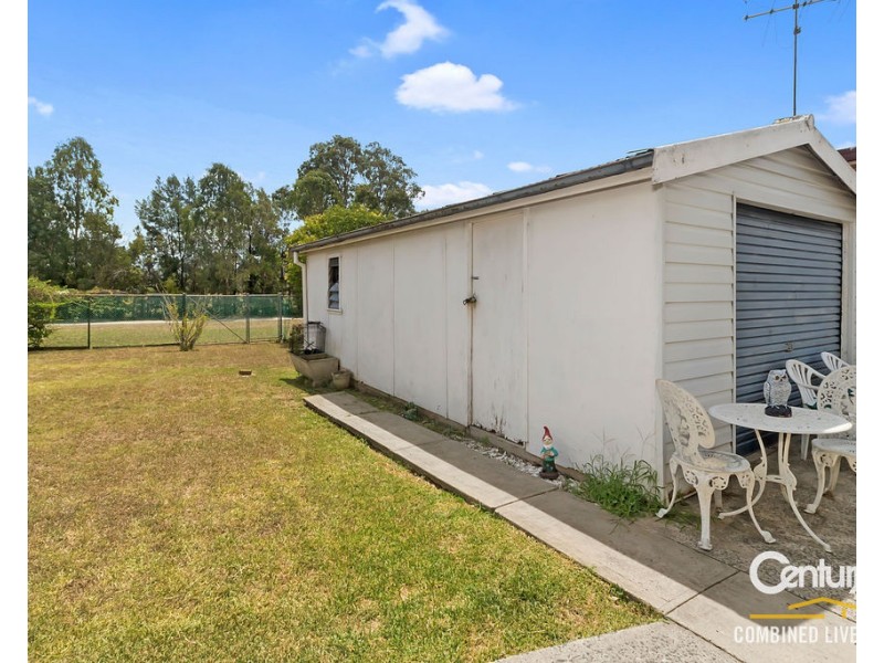 9 Amalfi Street, Lurnea NSW 2170