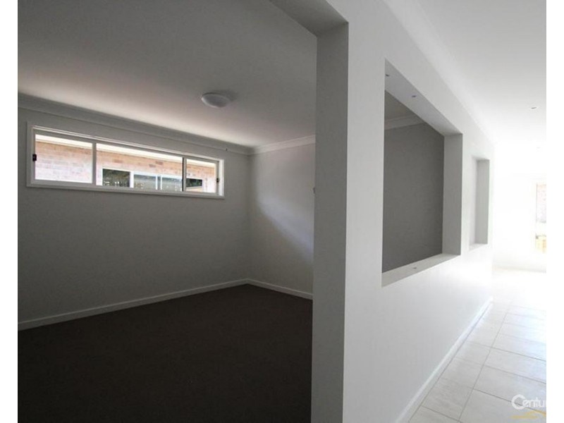 16 Hobbs Street, Horsley NSW 2530