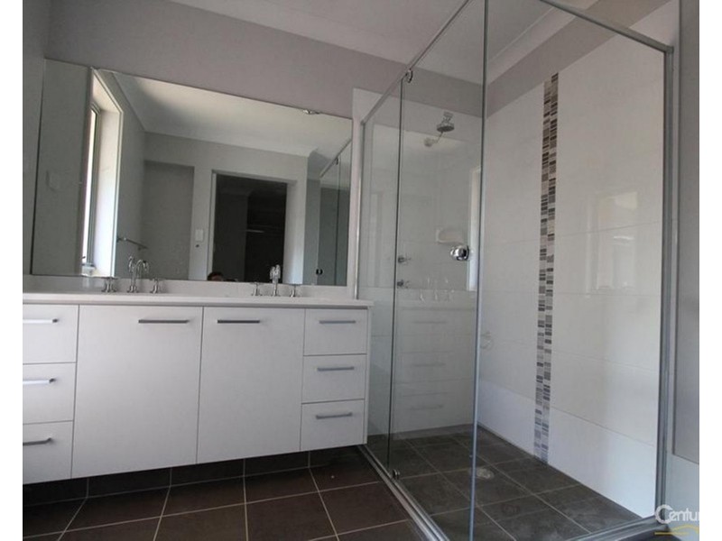 16 Hobbs Street, Horsley NSW 2530