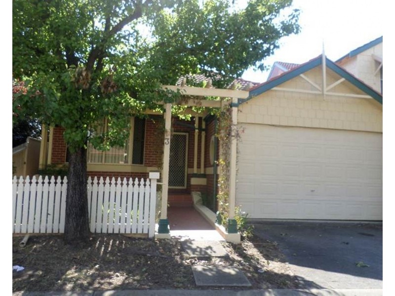 3  Linifolia Mews, Wattle Grove NSW 2173