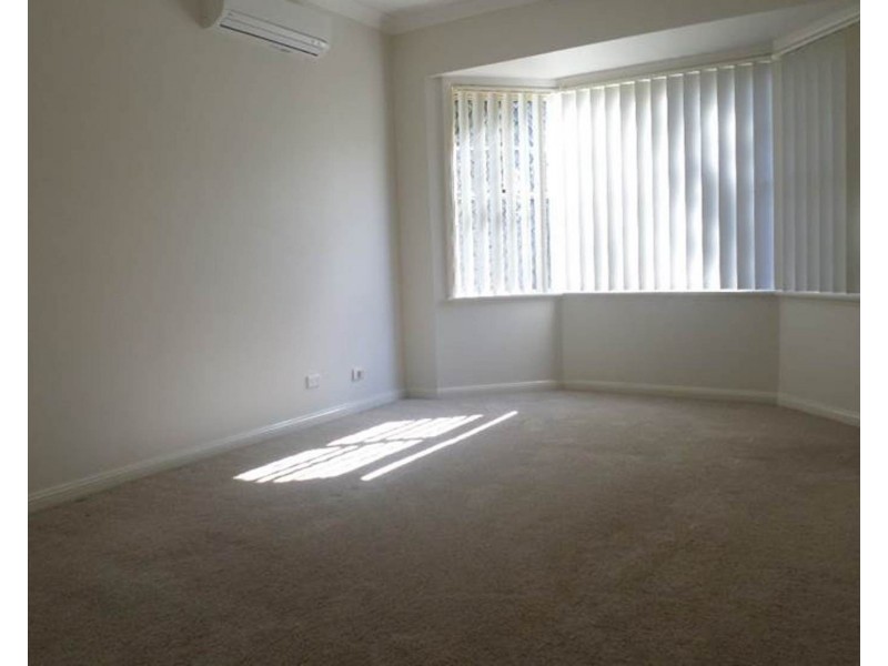 3  Linifolia Mews, Wattle Grove NSW 2173