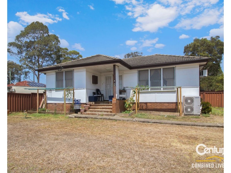 4 Karoola Street, Busby NSW 2168