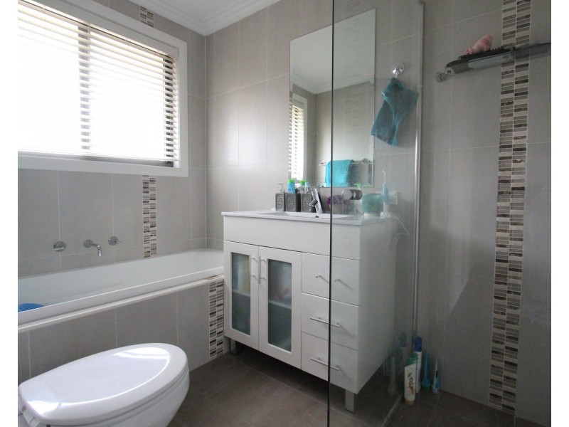 13 Chauvel Avenue, Wattle Grove NSW 2173