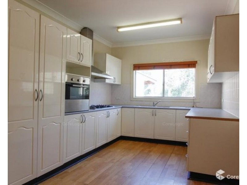 26 Anzac Mews, Wattle Grove NSW 2173