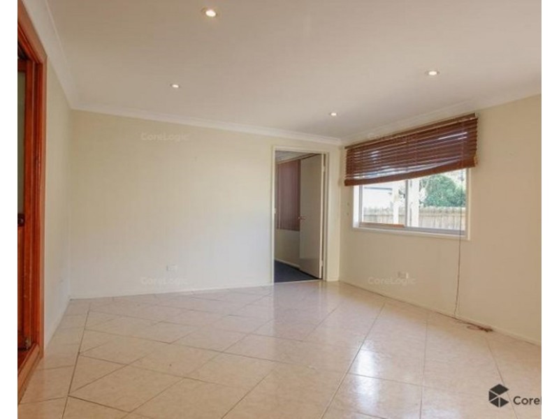 26 Anzac Mews, Wattle Grove NSW 2173