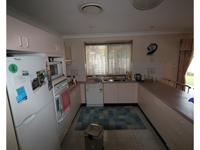 20 St Peters Close, Hinchinbrook NSW 2168