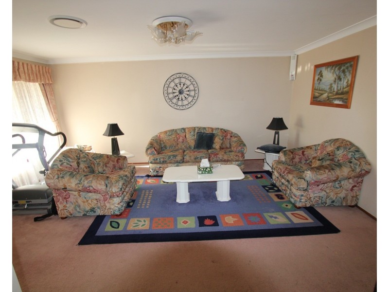 20 St Peters Close, Hinchinbrook NSW 2168