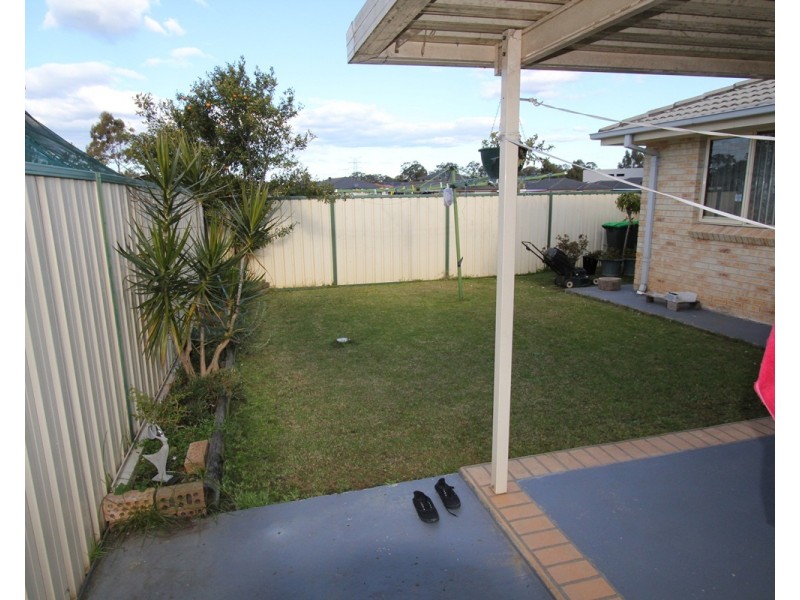 20 St Peters Close, Hinchinbrook NSW 2168