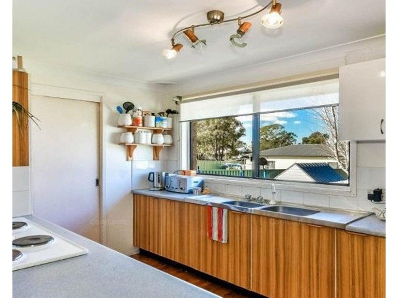 68 Castlereagh Street, Tahmoor NSW 2573