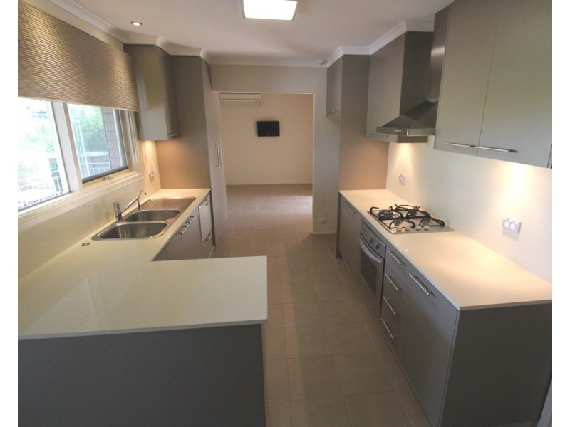 26 Pensacola Place, Casula NSW 2170