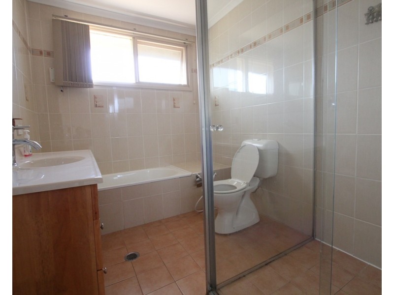 26 Pensacola Place, Casula NSW 2170