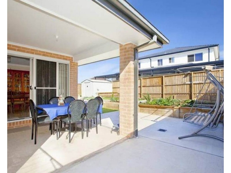 4 Graziers Way, Carnes Hill NSW 2171