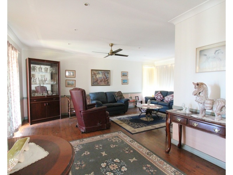 22 Congressional Drive, Casula NSW 2170