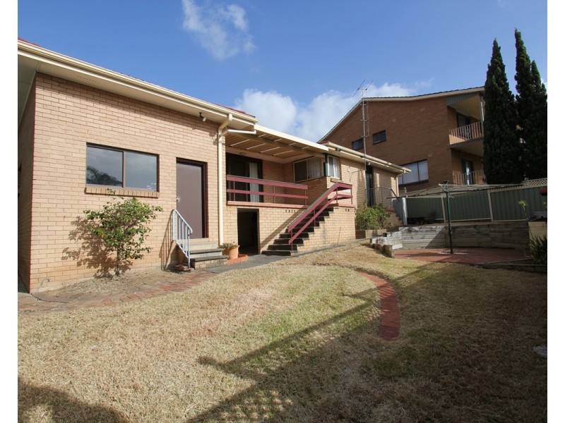 22 Congressional Drive, Casula NSW 2170