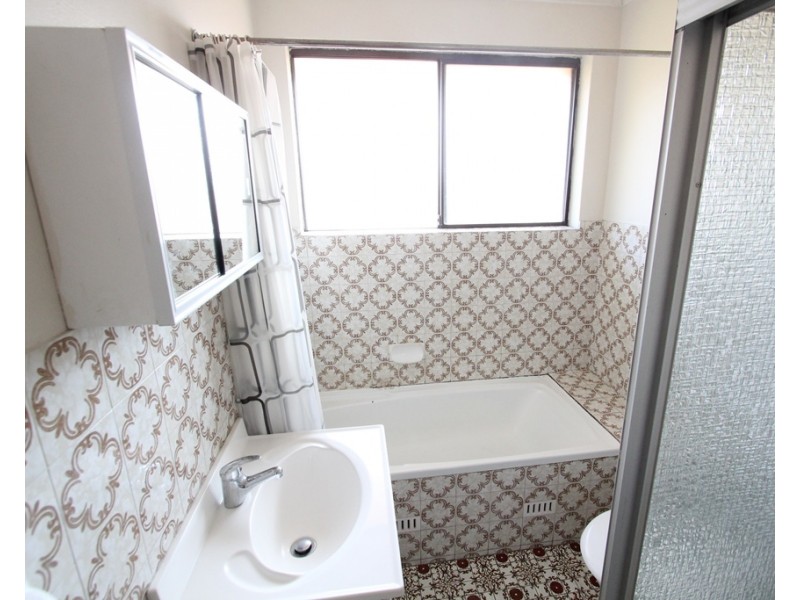 3/65 Memorial Avenue, Liverpool NSW 2170