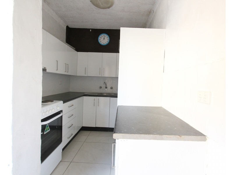 9/13 Hart Street, Warwick Farm NSW 2170