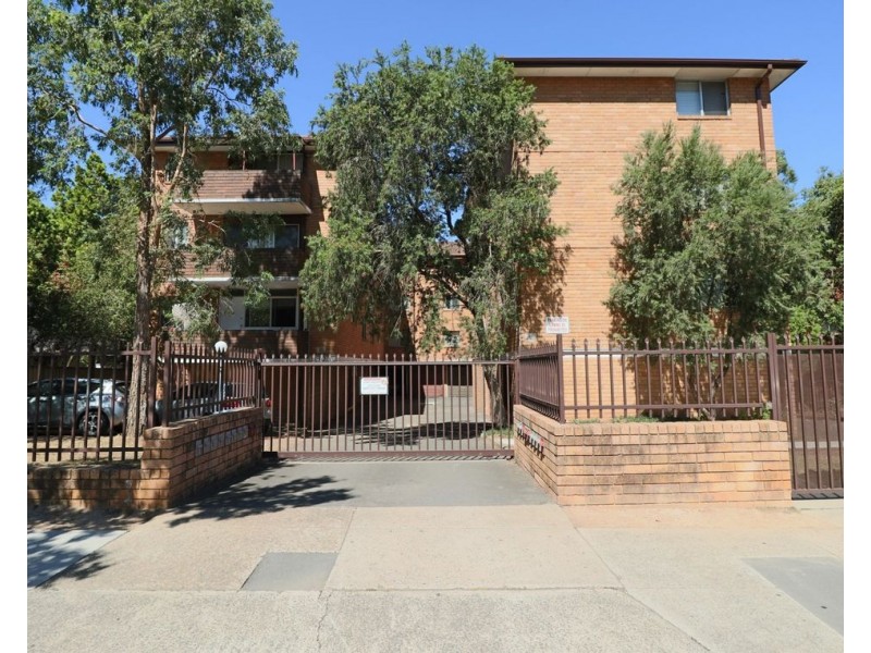 9/30 Goulburn Street, Liverpool NSW 2170