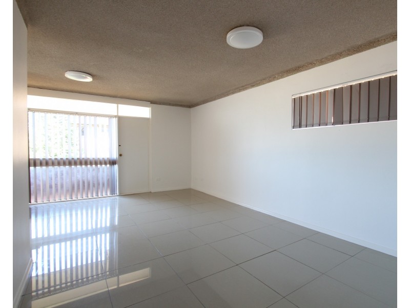 9/30 Goulburn Street, Liverpool NSW 2170